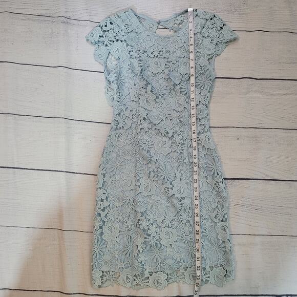 Lulus Size XS	Romance Language Light Blue Backless Lace Dress Bodycon Mini - Picture 7 of 13